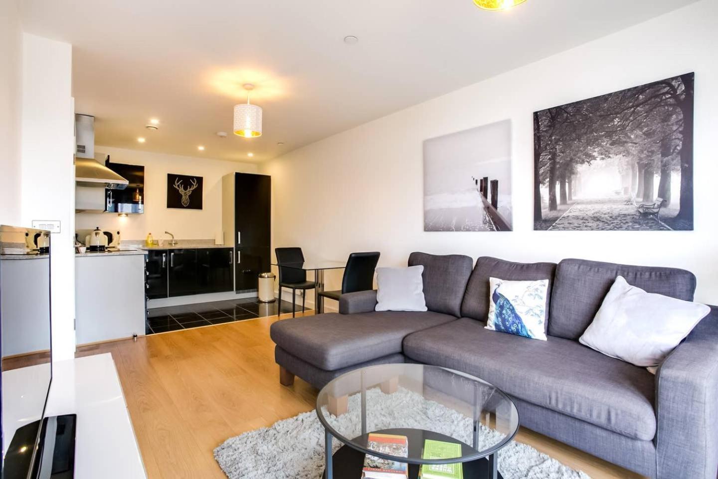 Guestready - Comfort By The Thames, W/ Balcony Londyn Zewnętrze zdjęcie